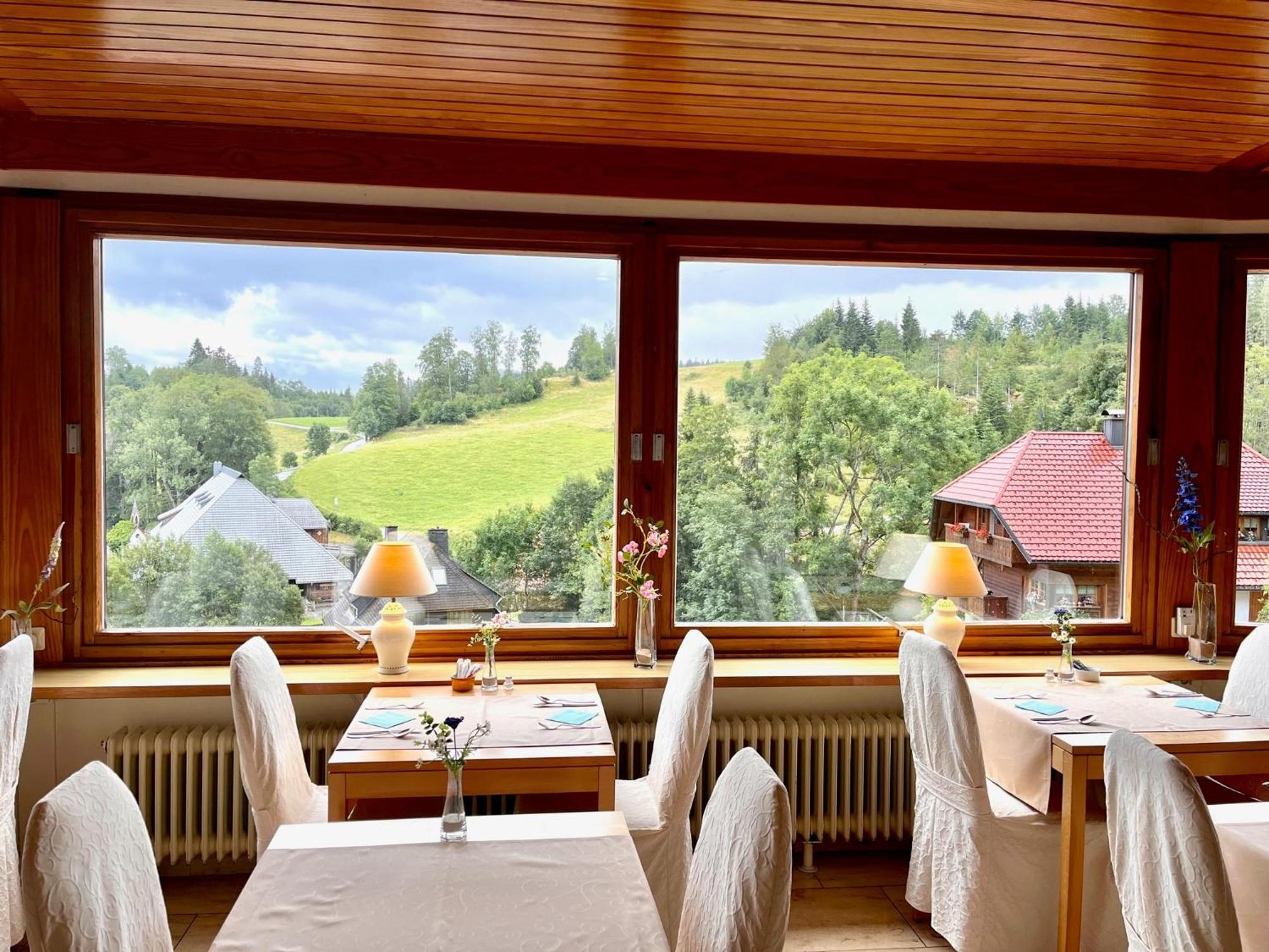 Hotel Sonnenberg Garni Hinterzarten Ngoại thất bức ảnh